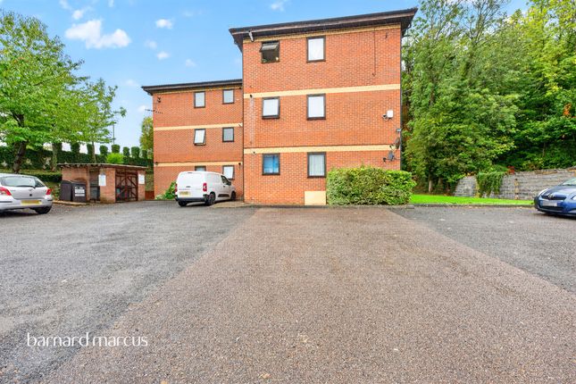Flat 141, Rosemont Court, Montpelier Road, Purley photo 3