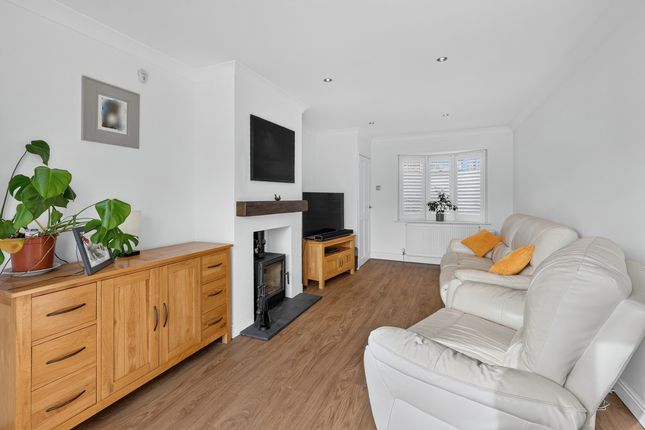 30, Boyce View Drive, South Benfleet photo 4