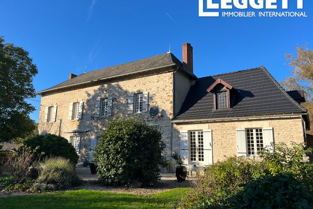Thumbnail Villa for sale in Saint-Priest-Les-Fougères, Dordogne, Nouvelle-Aquitaine