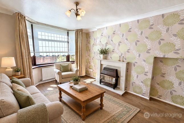 33 Whittleford Road, Nuneaton, Warwickshire photo 2