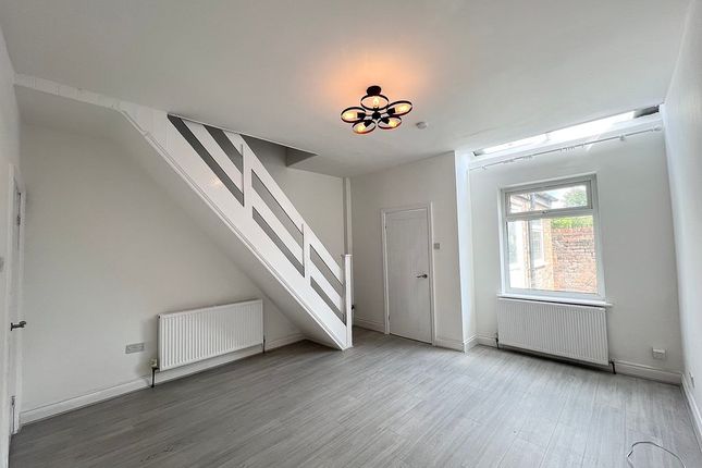 26, Kingsford Street, Salford photo 3