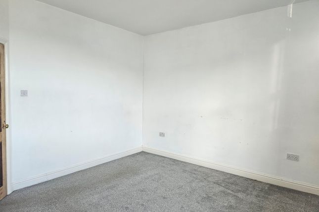 47, Pawson Street, Wakefield photo 5