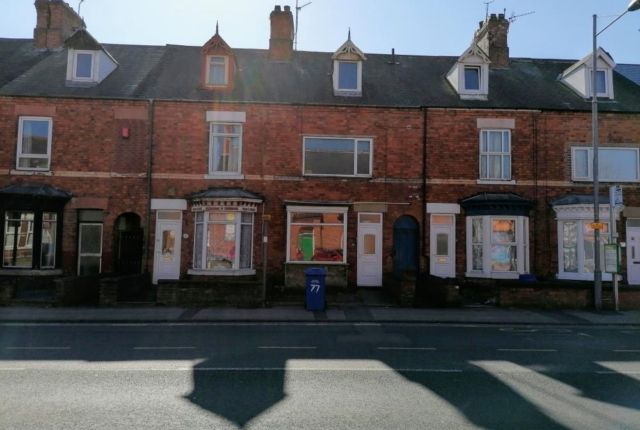 Thumbnail Room to rent in Room 1, 77 Newcastle Avenue, Worksop