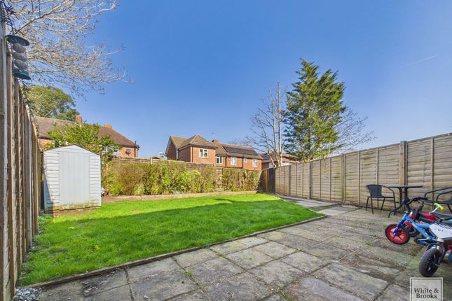 14 Gilmore Road, Chichester photo 4