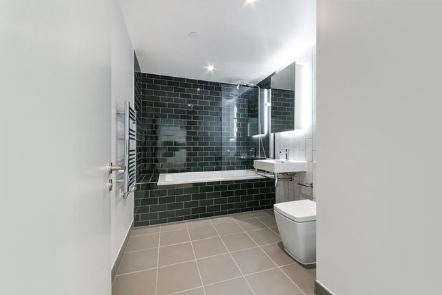 15 John Cabot House 6, Clipper Street, London photo 4