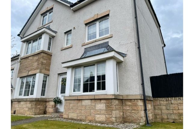 End terrace house for sale in Bank Street, Irvine