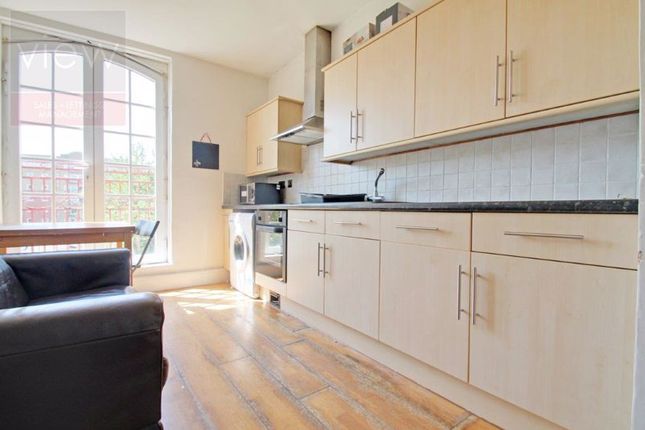 3-bed detached on Flat 29,Tabard House, Manciple Street, London, £3,297/mo