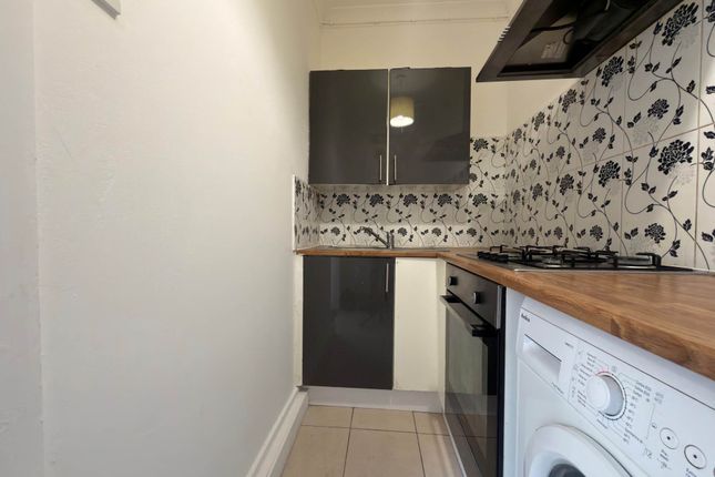 Studio F, Stonard Road, London photo 2