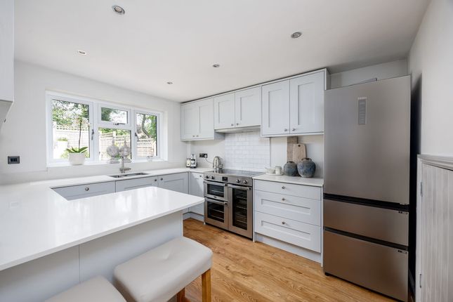 27, Hawthorne Close, Heathfield photo 3