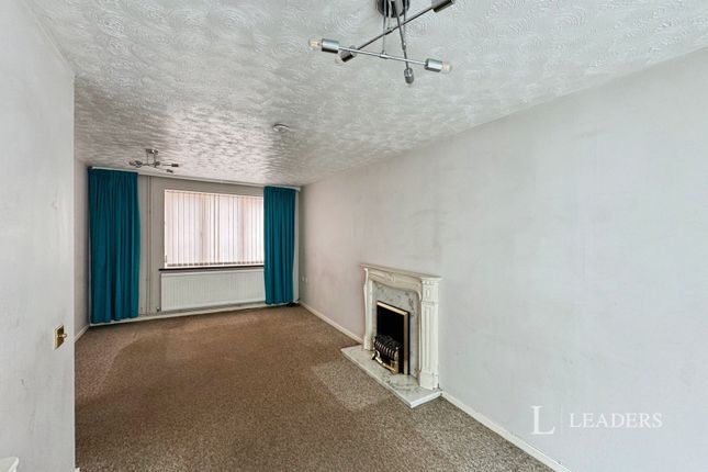 6, Valley Park Drive, Waterlooville photo 4