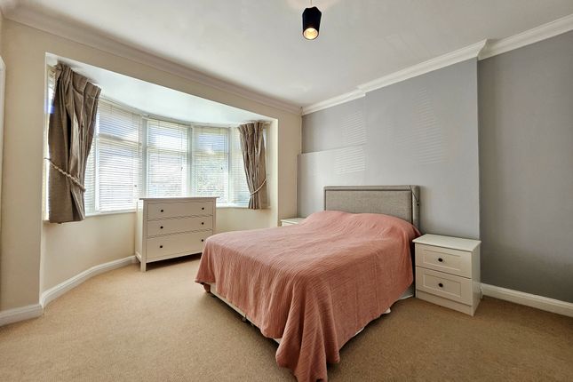 47a, Mulgrave Road, Ealing photo 2