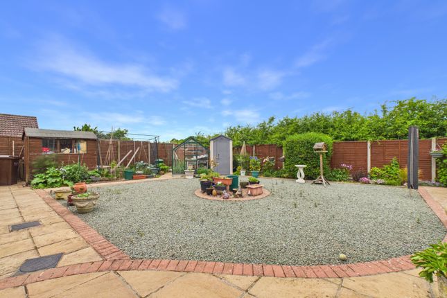 26, Burrow Drive, Lakenheath photo 2