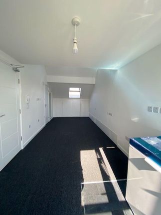 St. Johns Road, Ilford photo 5