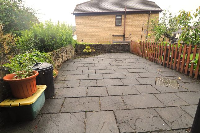 99 Buxton Road, High Peak photo 4