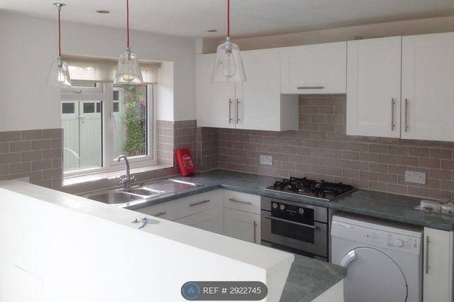 Bridgewater Road, Berkhamsted photo 2