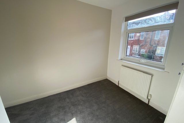 Terraced house to rent in Toft Street, Leeds