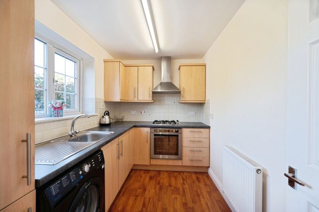 Courtlands Terrace, Waterlooville photo 4