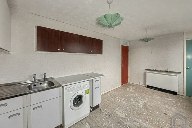 40 Conifer Close
Ormesby, 40 Conifer Close
Ormesby, Middlesbrough photo 3