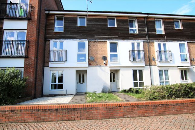 Thumbnail Terraced house to rent in Meadow Way, Caversham, Reading, Berkshire