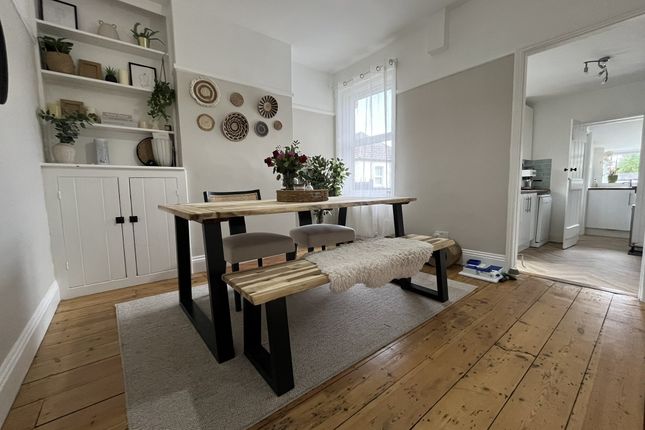 Dining Room (2)