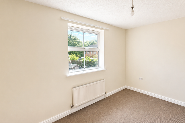 6, Fox Covert, Lincoln photo 4