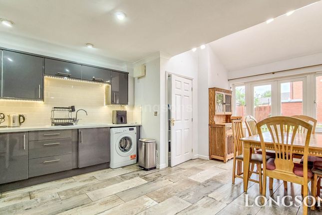 7, Lee Warner Road, Swaffham photo 2