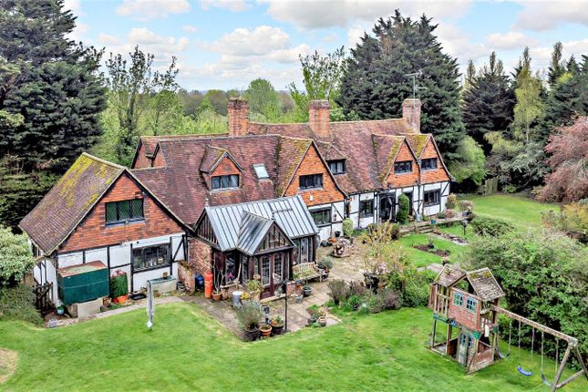 Detached house for sale in Pincents Lane, Tilehurst, Reading, Berkshire