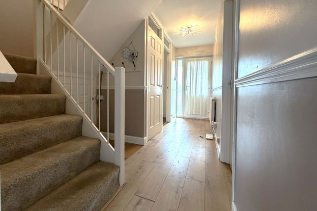 87 Station Road, Corton, Lowestoft photo 2