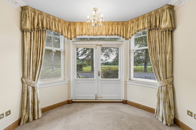 Flat 1, 55, Victoria Place, Stirlingshire photo 4
