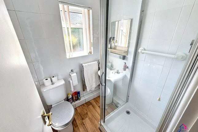 8, Yarmouth Avenue, Grantham photo 4