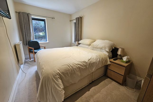 Flat for sale in Longbridge Road, Barking