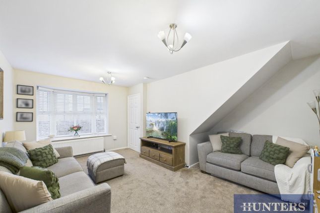 11, Badminton Close, Bridlington photo 3