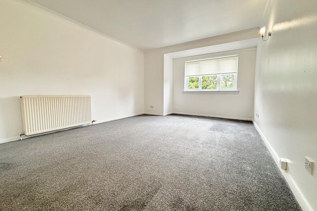 Park View, Strathaven, ML10 6NW, Strathaven photo 4
