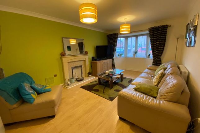 41, Fairbairn Way, Chatteris photo 2
