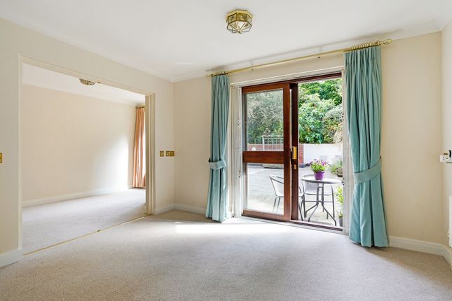 Thumbnail Flat for sale in Osprey Court, Flat 4. 256-258 Finchley Road, London