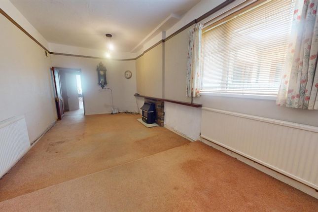 35, Robert Street, Pontypridd photo 4