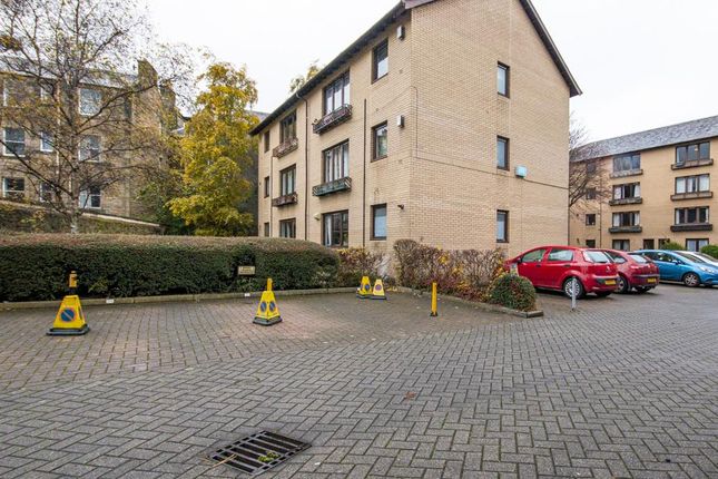 Thumbnail Parking/garage to rent in Gilmours Entry, Edinburgh