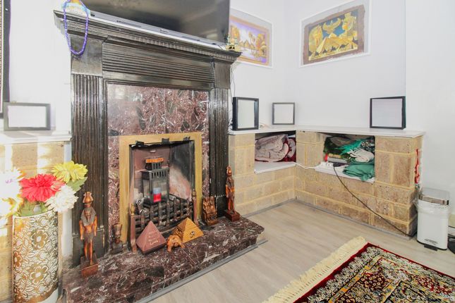 57, Luffield Road, London photo 4
