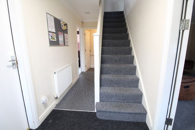 Room to rent in Fairfield Drive, Ormskirk