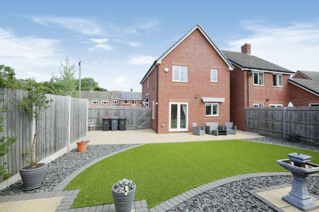 Detached house for sale in Croft Road, Atherstone