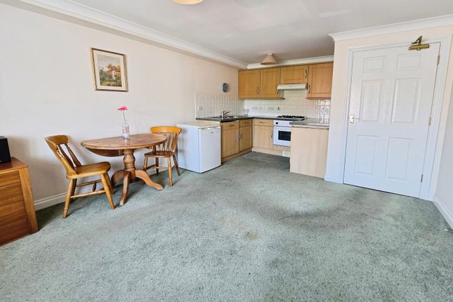 4 Woodland Court,, Orchard Close, Isle of Wight photo 4