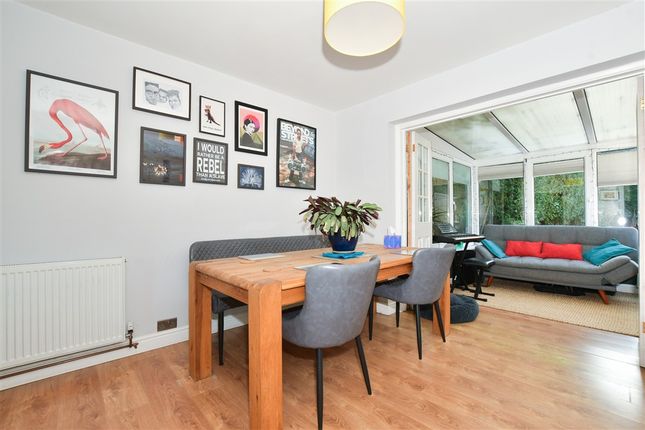 Sherwood Road, Tunbridge Wells photo 3