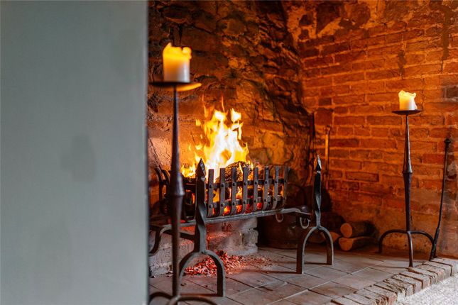 Bankside Cottage,, Bell Lane, Midhurst photo 3