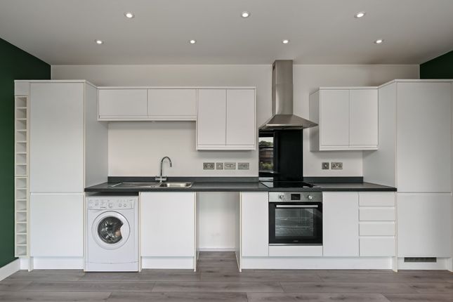 Apartment 8, Block B,, Aviator Court, York photo 4