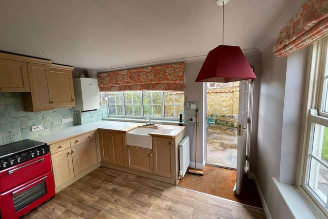 Pear Tree Cottage, 27, Rasen Road, Market Rasen photo 2