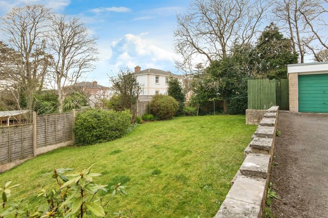 Flat 42, Fairfield Court, Fairfield Park, Lyme Regis photo 2