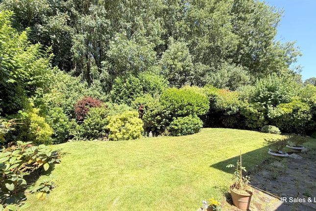 66, Homewood Avenue, Potters Bar photo 4