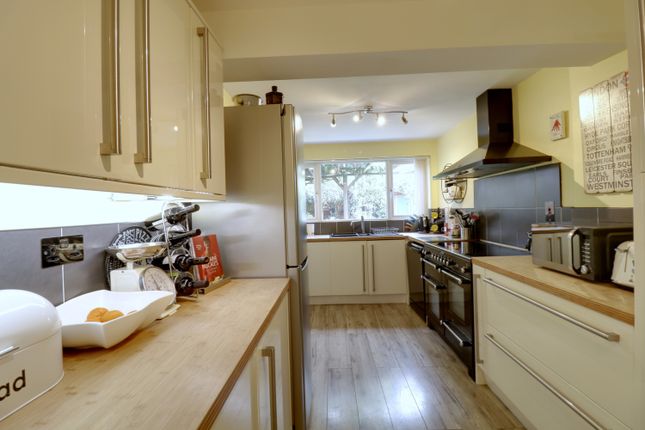 Detached house for sale in Holland Park, Barton Under Needwood, Burton-On-Trent, Staffordshire