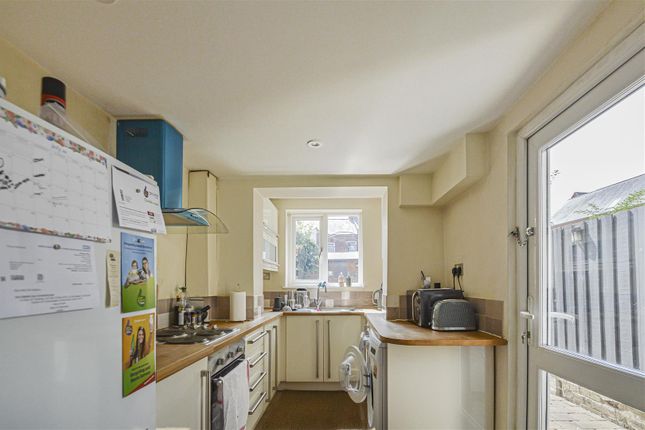 18, Eden Road, Haverhill photo 4