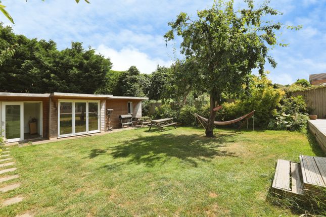 44, Farnham Lane, Langton Green, Tunbridge Wells photo 2